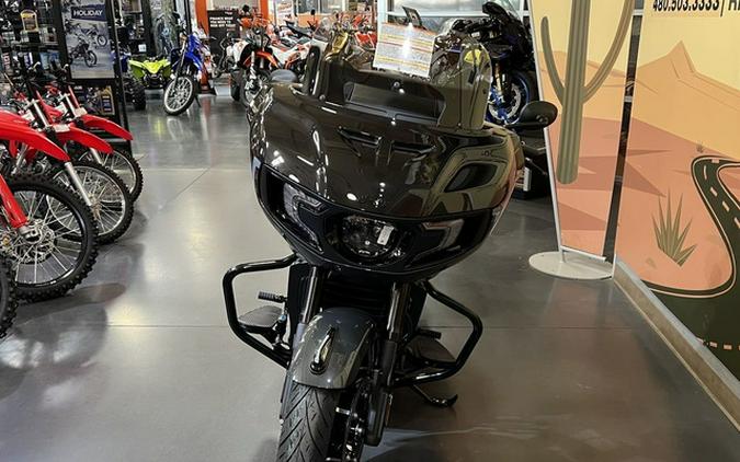 2026 Indian Challenger Dark Horse Signature Series Abyss Metallic / Red Allert
