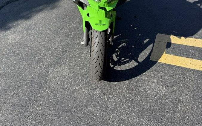 2023 Kawasaki Ninja® 400 KRT Edition ABS