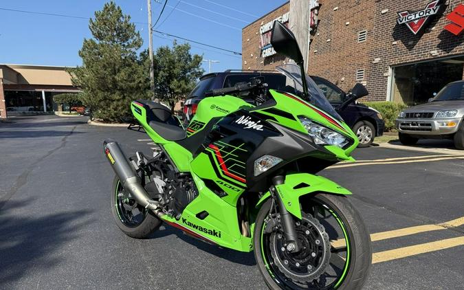 2023 Kawasaki Ninja® 400 KRT Edition ABS