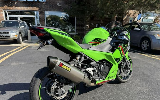 2023 Kawasaki Ninja® 400 KRT Edition ABS