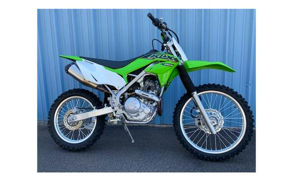 2021 Kawasaki KLX230R S Review (20 Fast Facts for Trail Bike Riders)