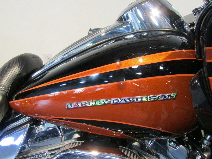 2015 Harley-Davidson® FLTRUSE - CVO™ Road Glide® Ultra