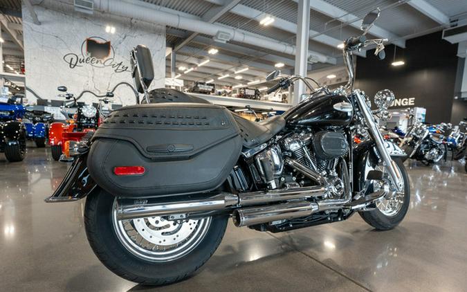 2024 Harley-Davidson Softail FLHCS - Heritage Classic