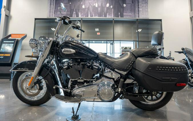 2024 Harley-Davidson Softail FLHCS - Heritage Classic