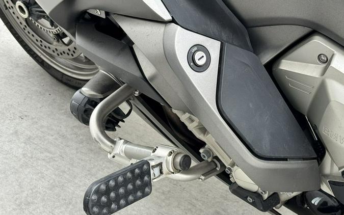 2022 BMW K 1600 GTL 719 Mineral White Metallic