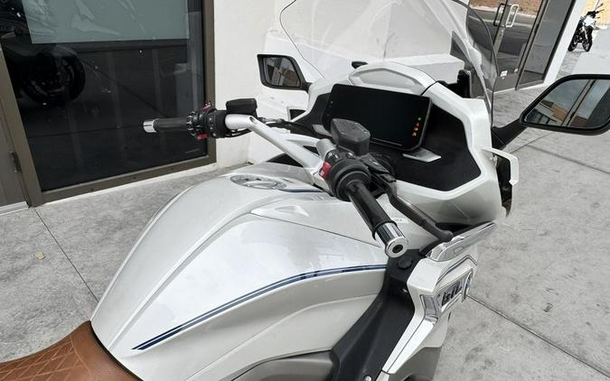 2022 BMW K 1600 GTL 719 Mineral White Metallic