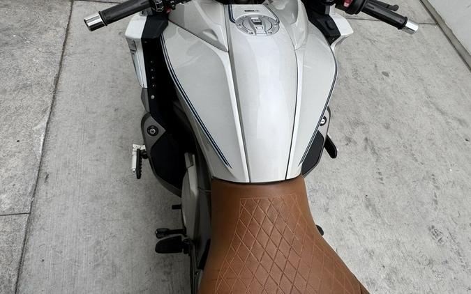 2022 BMW K 1600 GTL 719 Mineral White Metallic