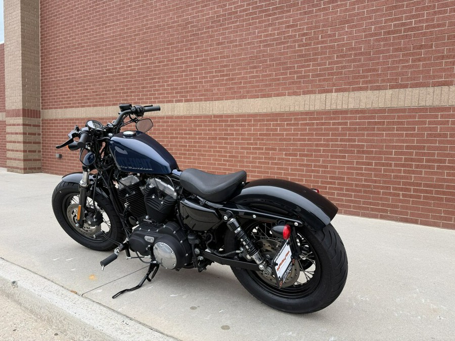2013 Harley-Davidson® Forty-Eight® Big Blue Pearl