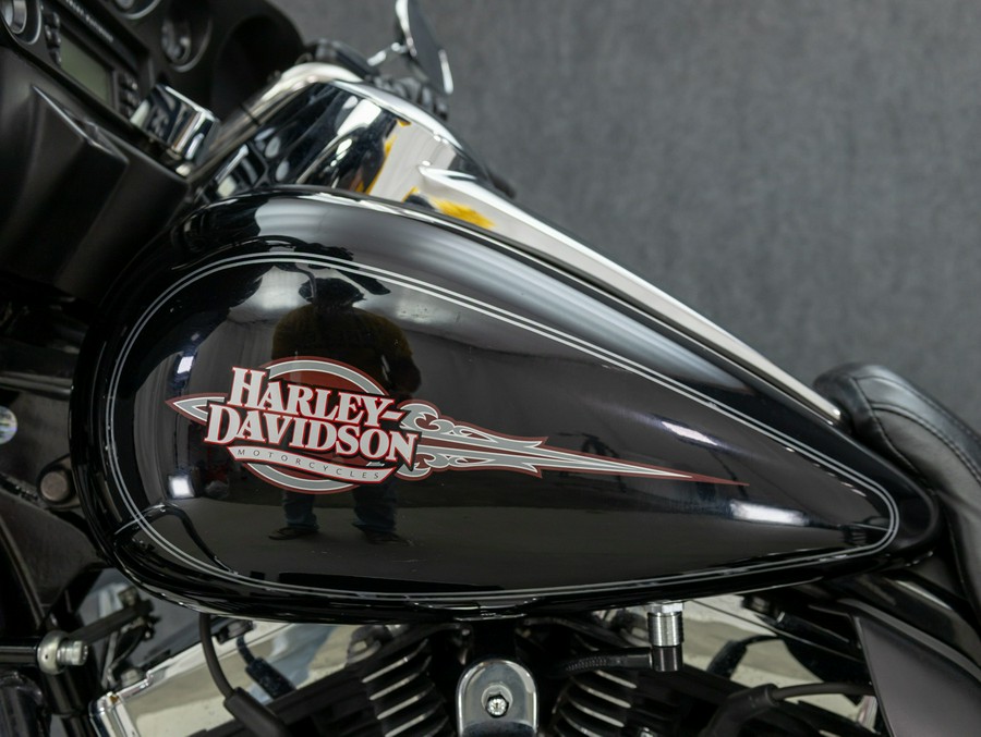 2012 HARLEY DAVIDSON FLHTC ELECTRA GLIDE CLASSIC