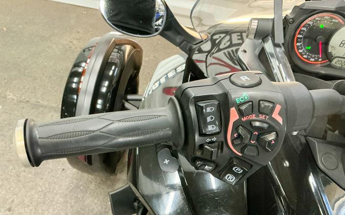 2015 Can-Am Spyder® F3-S SE6