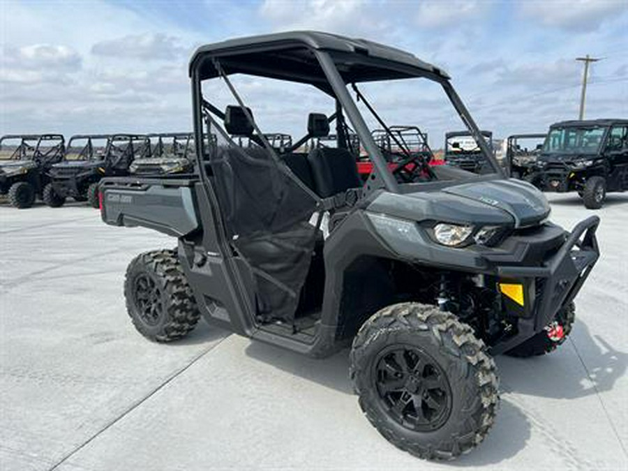 2024 Can-Am Defender XT HD7