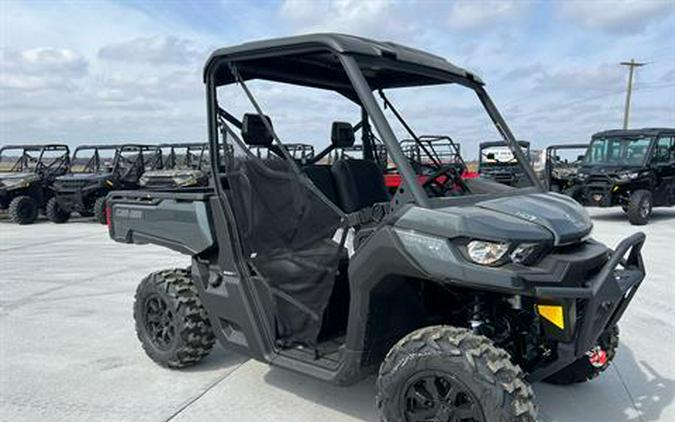 2024 Can-Am Defender XT HD7