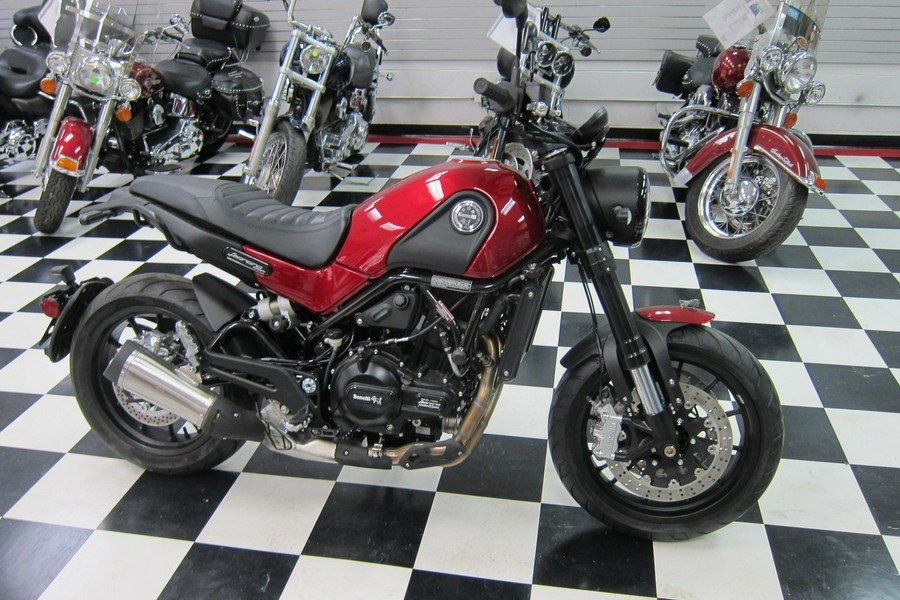 2022 Benelli LEONCINO