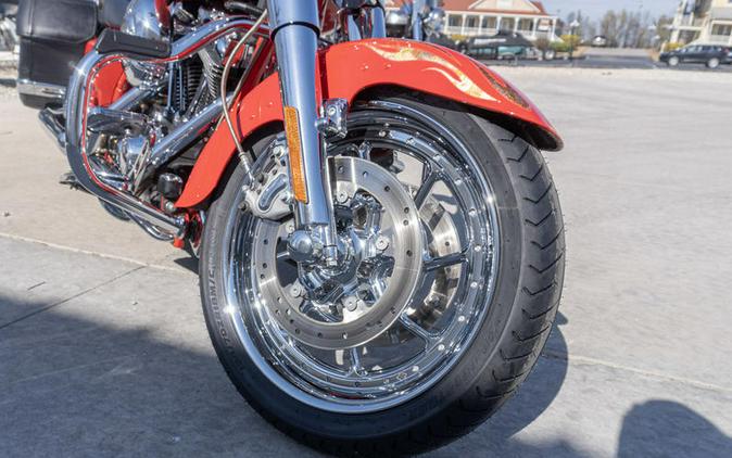 2007 Harley-Davidson® FLHRSE3 - Road King® Screamin' Eagle®