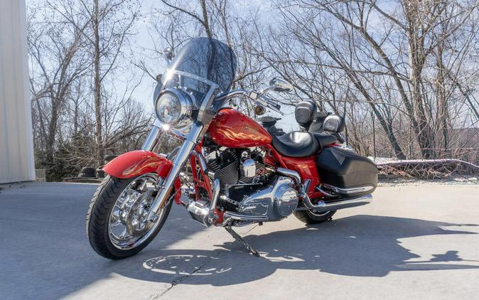 2007 Harley-Davidson® FLHRSE3 - Road King® Screamin' Eagle®