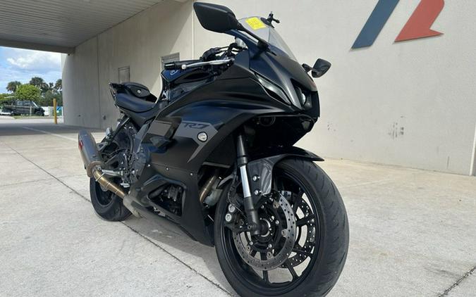 2025 Yamaha YZF R7