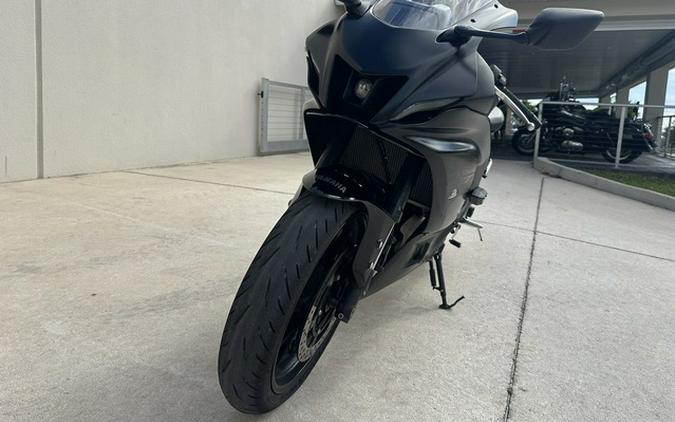 2025 Yamaha YZF R7