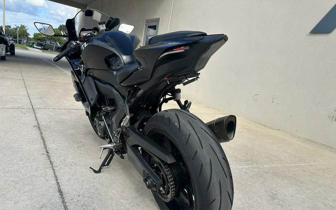 2025 Yamaha YZF R7