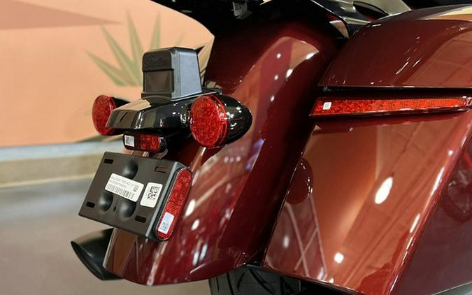 2026 Indian Pursuit Dark Horse 112 W/ Powerband Audio Maroon Metallic