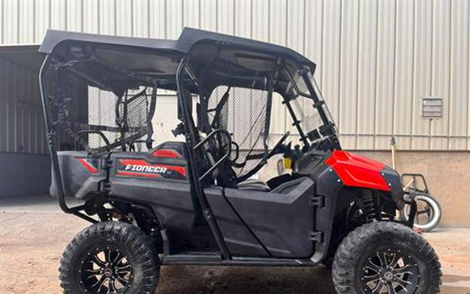 2018 Honda Pioneer 700-4 Deluxe