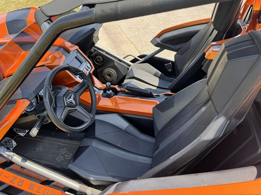 2015 Polaris® Slingshot SL LE