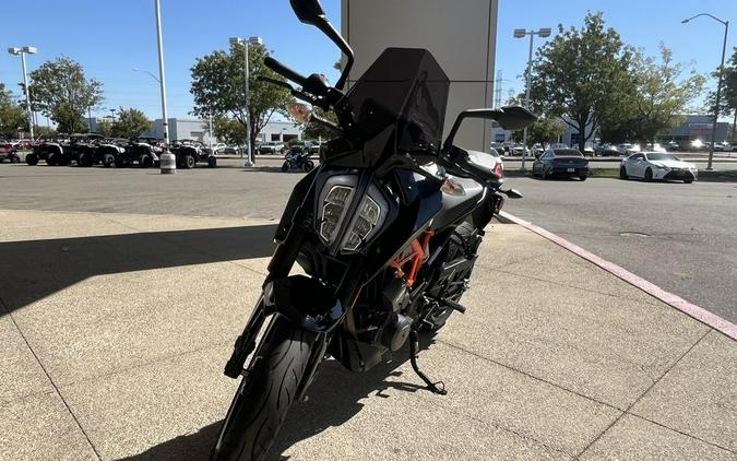 2023 KTM 390 Duke