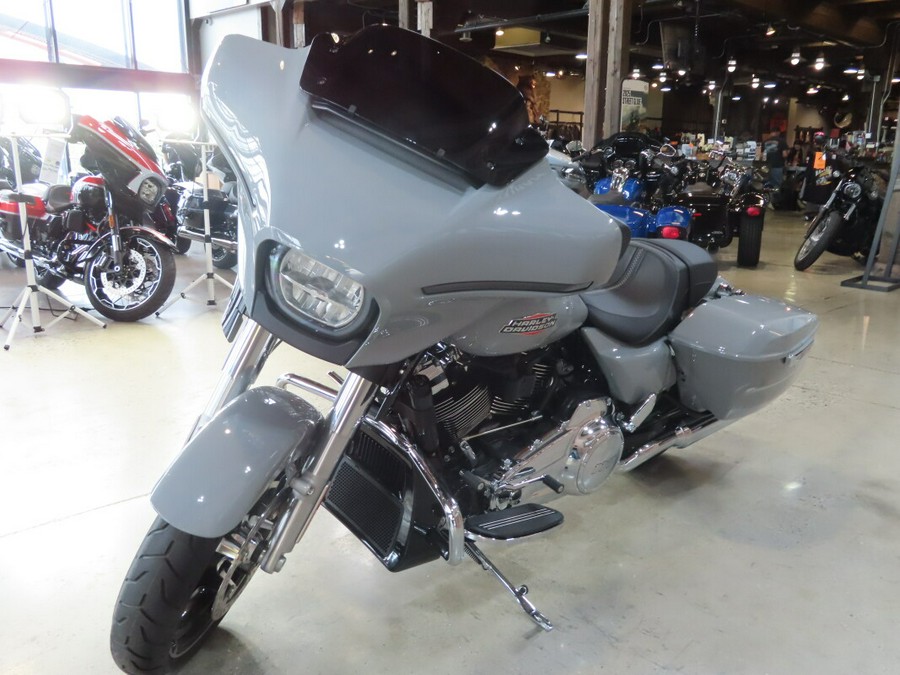 2025 Harley-Davidson® Street Glide® FLHX