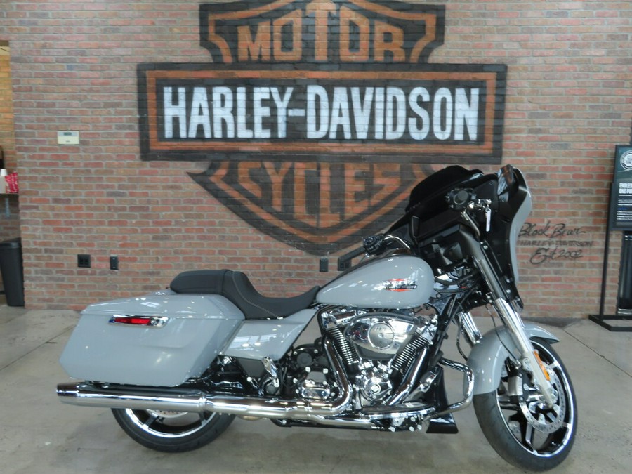 2025 Harley-Davidson® Street Glide® FLHX