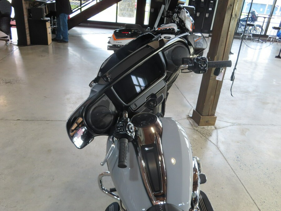 2025 Harley-Davidson® Street Glide® FLHX