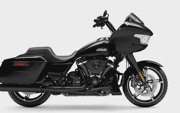2026 Harley-Davidson® Road Glide® Vivid Black Black Trim