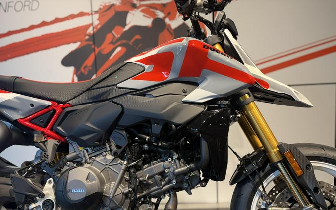 2026 Ducati HYPERMOTARD V2 SP