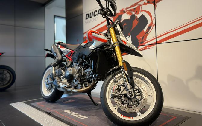 2026 Ducati HYPERMOTARD V2 SP