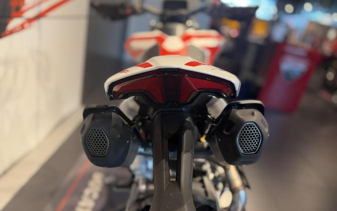 2026 Ducati HYPERMOTARD V2 SP