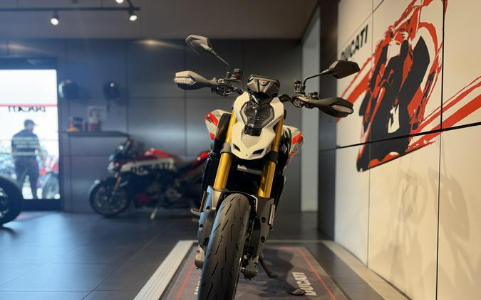 2026 Ducati HYPERMOTARD V2 SP
