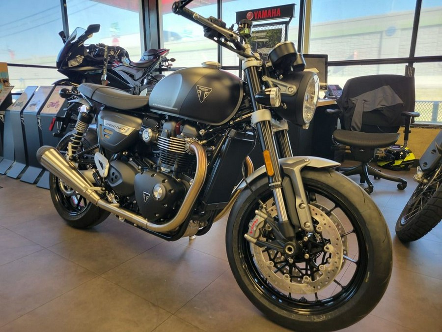 2024 Triumph Speed Twin 1200 Matte Ironstone/Matte Storm Grey