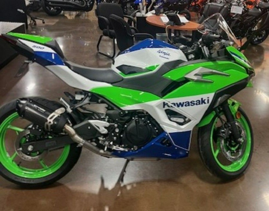 2024 Kawasaki Ninja® 500 SE 40th Anniversary Edition ABS