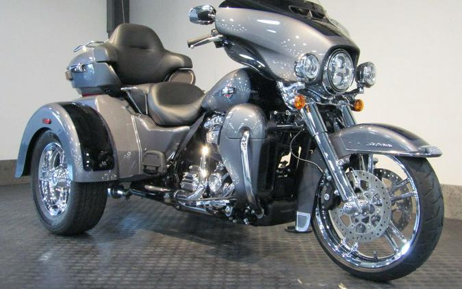 2022 Harley-Davidson® FLHTCUTG - Tri Glide® Ultra