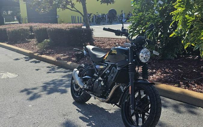 2026 ROYAL ENFIELD Guerrilla 450 Playa Black