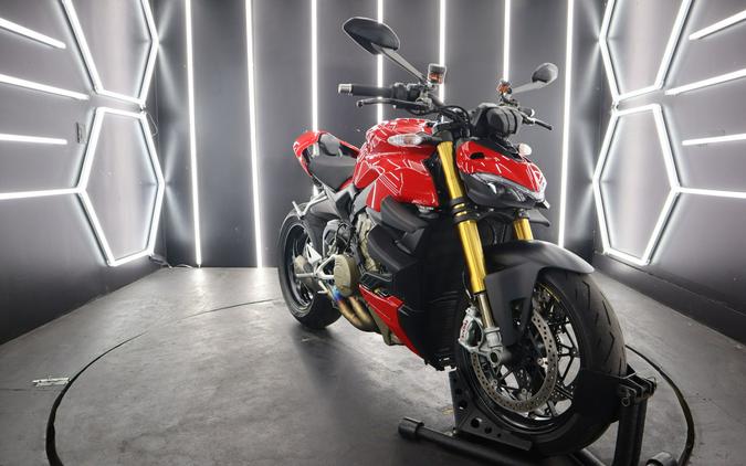 2022 Ducati Streetfighter V4