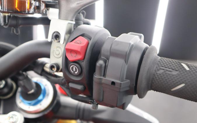 2022 Ducati Streetfighter V4