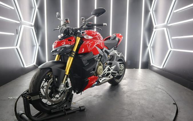 2022 Ducati Streetfighter V4