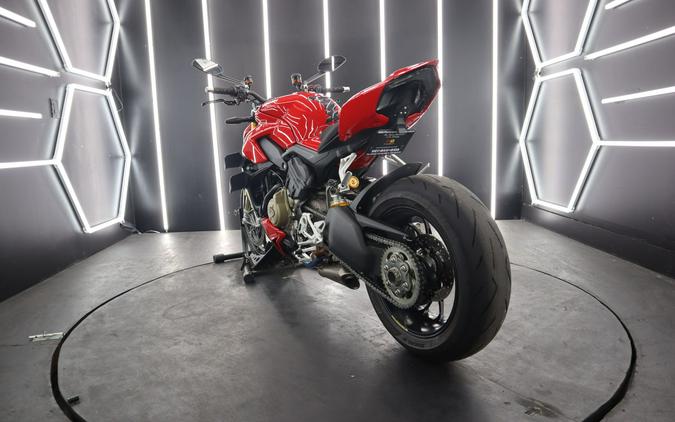 2022 Ducati Streetfighter V4