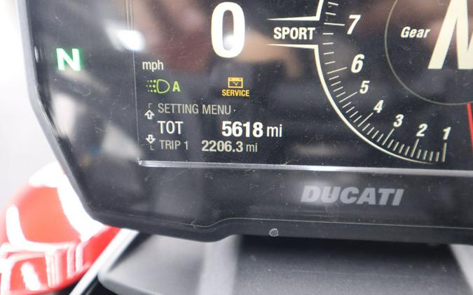 2022 Ducati Streetfighter V4