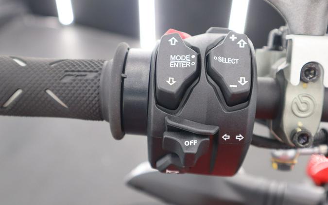 2022 Ducati Streetfighter V4