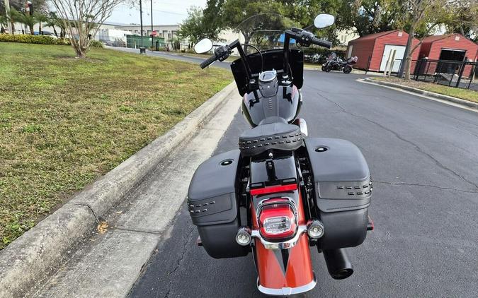 2025 Harley-Davidson Heritage Classic FLHC