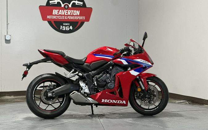 2026 Honda CBR650R E-Clutch
