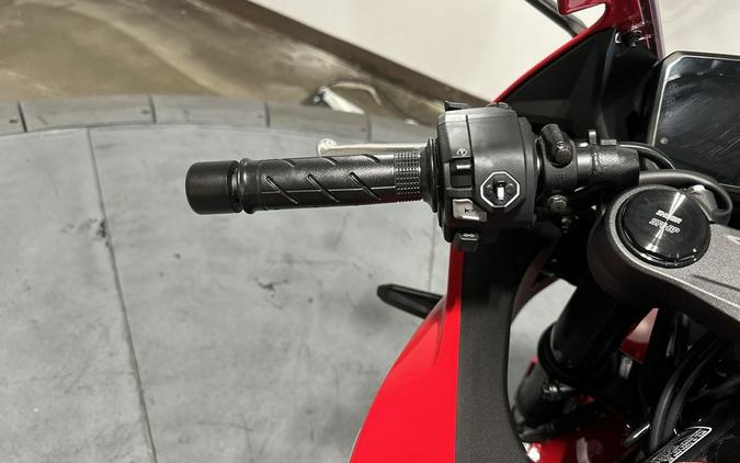 2026 Honda CBR650R E-Clutch