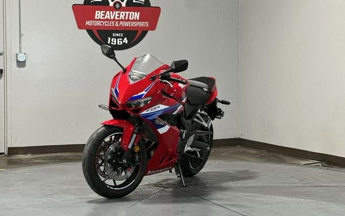2026 Honda CBR650R E-Clutch
