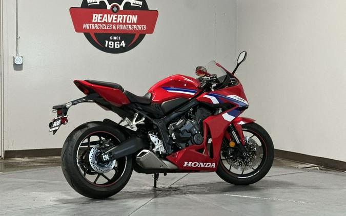 2026 Honda CBR650R E-Clutch