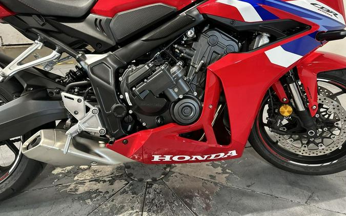 2026 Honda CBR650R E-Clutch
